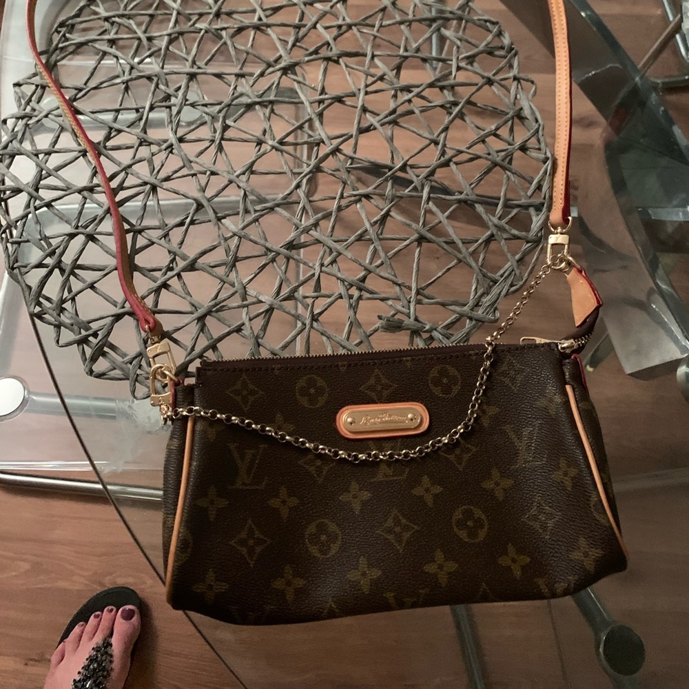 Lv purse